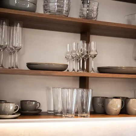 Lägenhet R78 Luxury Apartman1 *