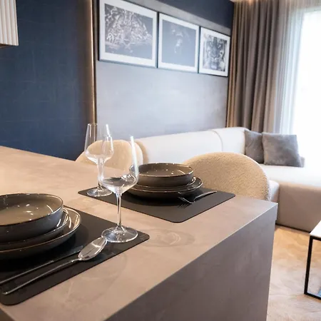 R78 Luxury Apartman1 Lägenhet *