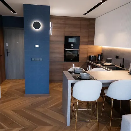 R78 Luxury Apartman1